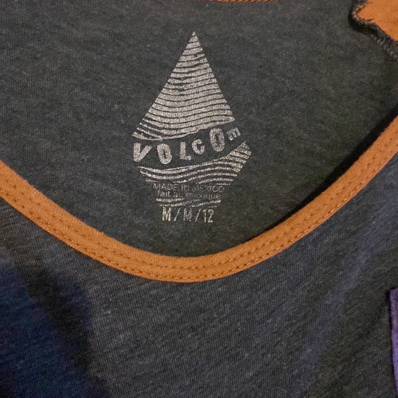 Multi color Volcom long sleeve - Picture 3 of 4